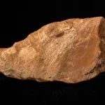 (Foto artefak alat batu tertua di Wallacea, bukti mengejutkan keberadaan hominin 1,5 juta tahun lalu di Sulawesi.)