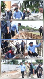 Bupati Sidoarjo Melakukan Sidak Pengerjaan Alun Alun Sidoarjo