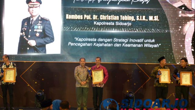 Kapolresta Sidoarjo Terima Penghargaan Atas Inovasi Menjaga Keamanan Wilayah